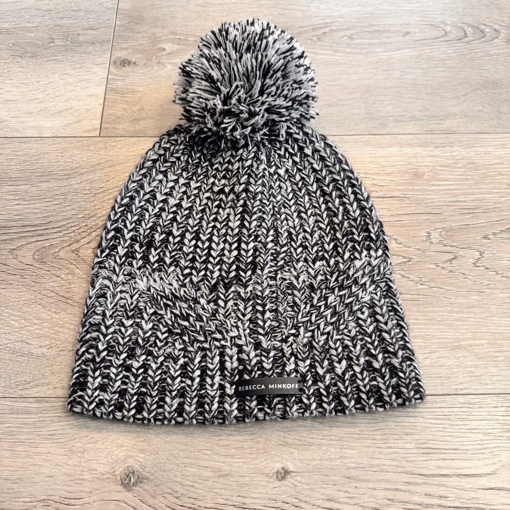 Rebecca Minkoff Women's‎ Hat Pom Pom Beanie Gray Marled Cable Knit Logo One Size